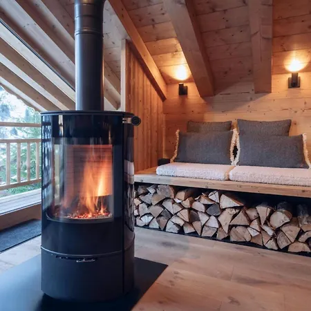 Chalet Zermatt: A Serene Sanctuary At The Edge 木屋 *